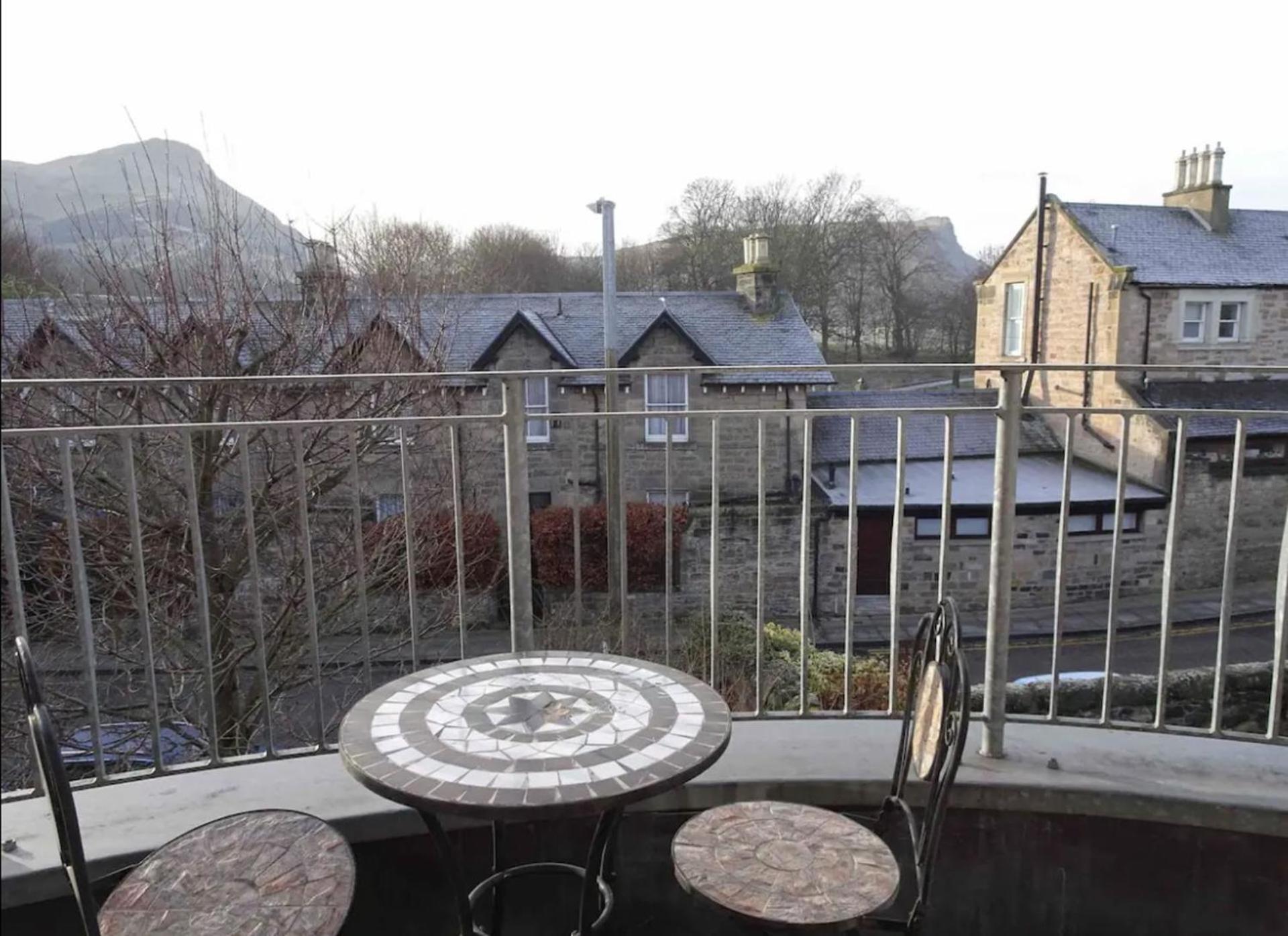 Edinburgh Stunning View Apartment 2 Bedrooms Exterior photo